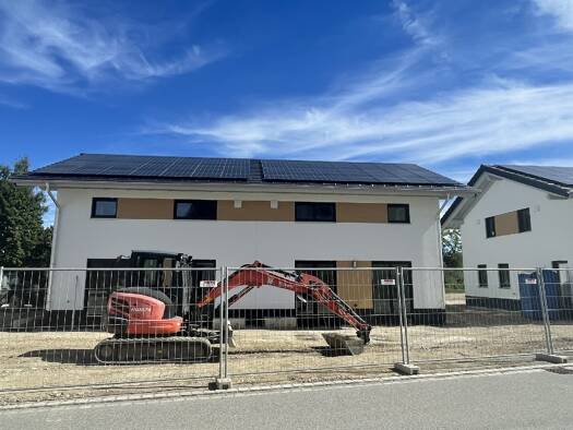 Doppelhaushälfte zur Miete 1.425 € 4 Zimmer 103 m² 180 m² Grundstück frei ab 01.01.2026 Denklingen 86920