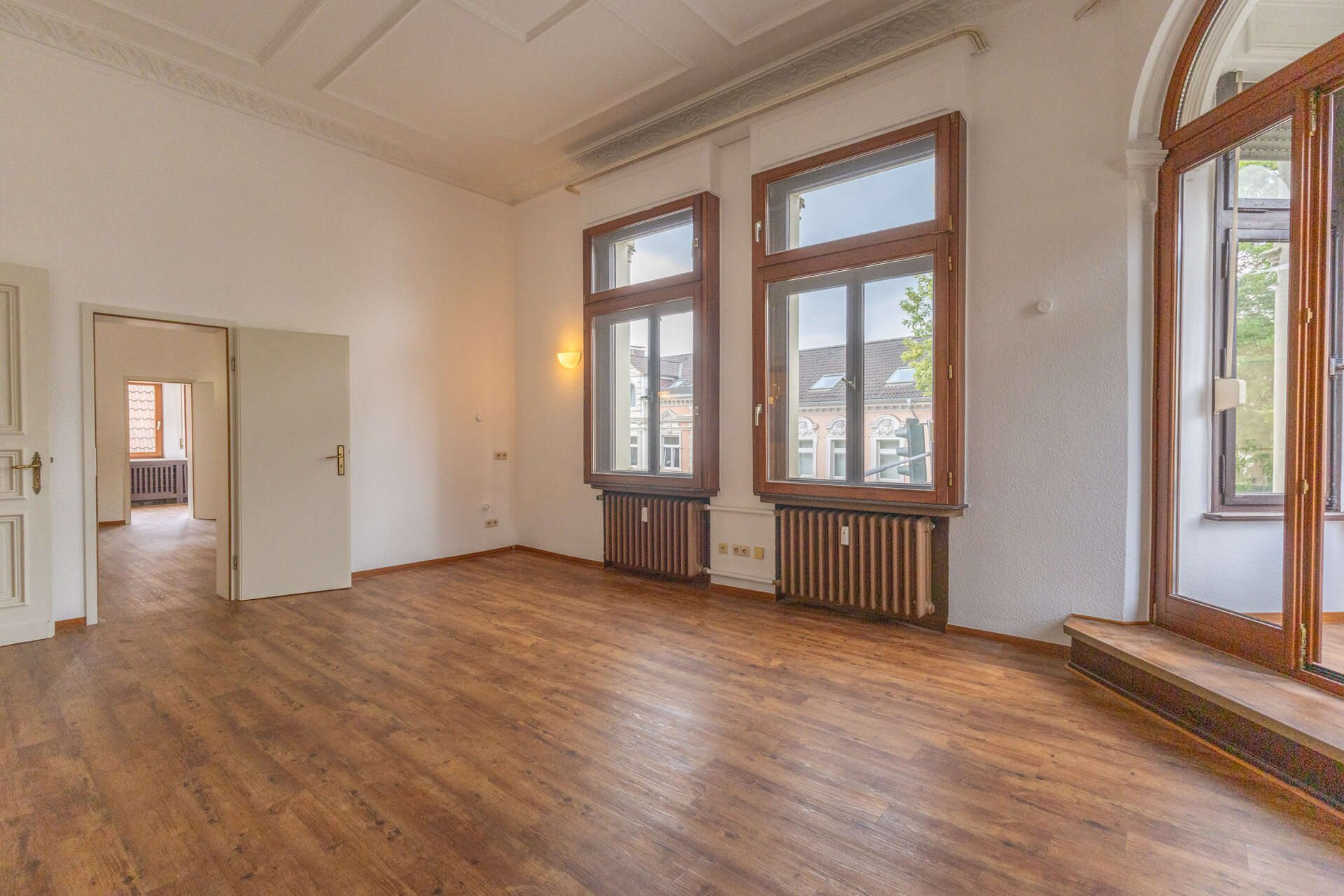 Wohnung zur Miete 800 € 3 Zimmer 138 m²<br/>Wohnfläche ab sofort<br/>Verfügbarkeit Menden - Mitte Menden 58706