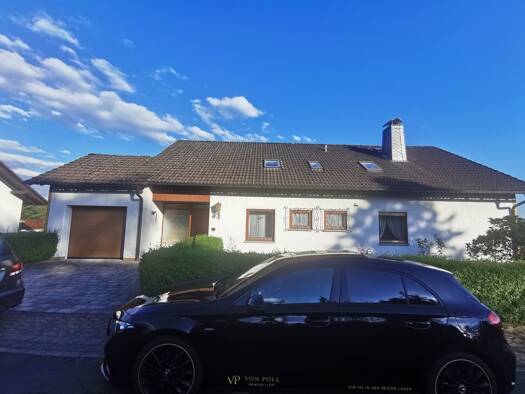 Mehrfamilienhaus zum Kauf 240.000 € 8 Zimmer 210 m² 1.280 m² Grundstück frei ab sofort Silberborn Holzminden 37603