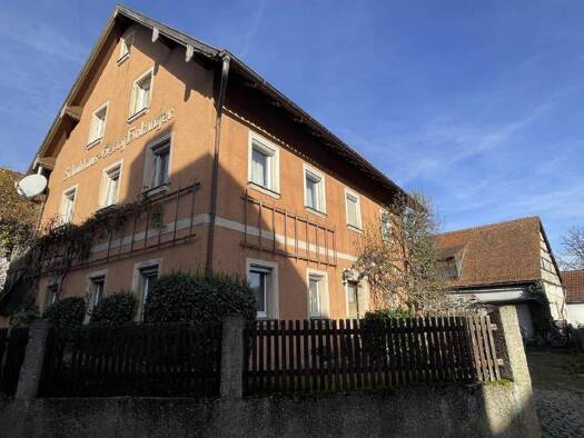 Haus zum Kauf 159.500 € 6 Zimmer 175 m² 664 m² Grundstück Oberdachstetten 91617