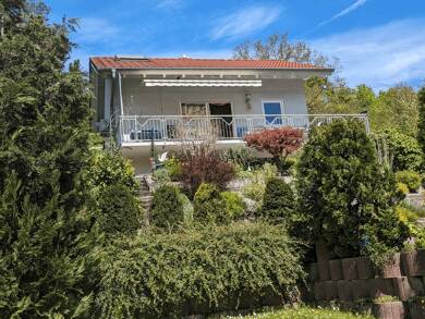 Haus zum Kauf 199.000 € 3 Zimmer 80 m² 1.000 m² Grundstück Leinach 97274