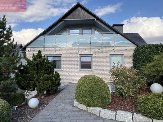 Einfamilienhaus zum Kauf 679.000 € 9 Zimmer 287 m² 922 m² Grundstück frei ab sofort Egestorf Barsinghausen 30890