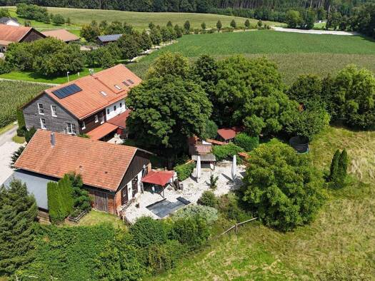 Mehrfamilienhaus zum Kauf 1.139.000 € 10 Zimmer 414 m² 7.559 m² Grundstück Bichl Neufraunhofen 84181