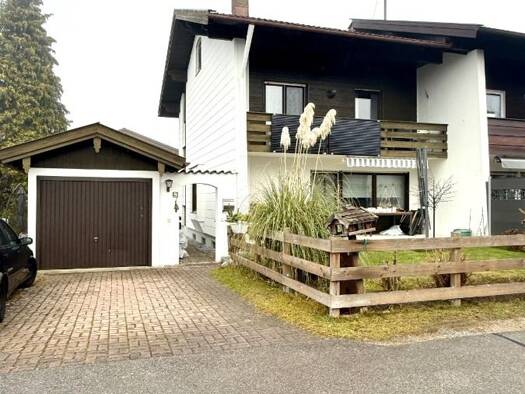 Doppelhaushälfte zum Kauf 450.000 € 5 Zimmer 100 m² 400 m² Grundstück Grassau Grassau 83224