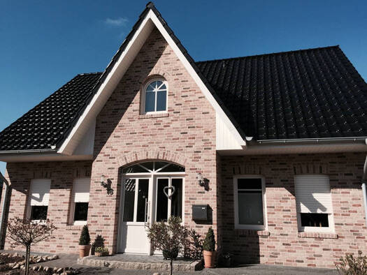 Einfamilienhaus zum Kauf 349.300 € 4,5 Zimmer 158 m² 599 m² Grundstück Nortorf 25554