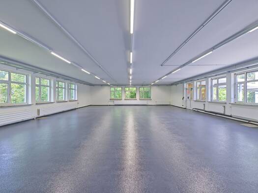 Lagerhalle zur Miete 8.499 € 1.535,8 m² Lagerfläche Gartenberg Geretsried 82538
