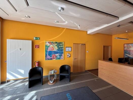 Büro zum Kauf provisionsfrei 990.000 € 33 Zimmer 1.112 m² Bürofläche Wadern 66687