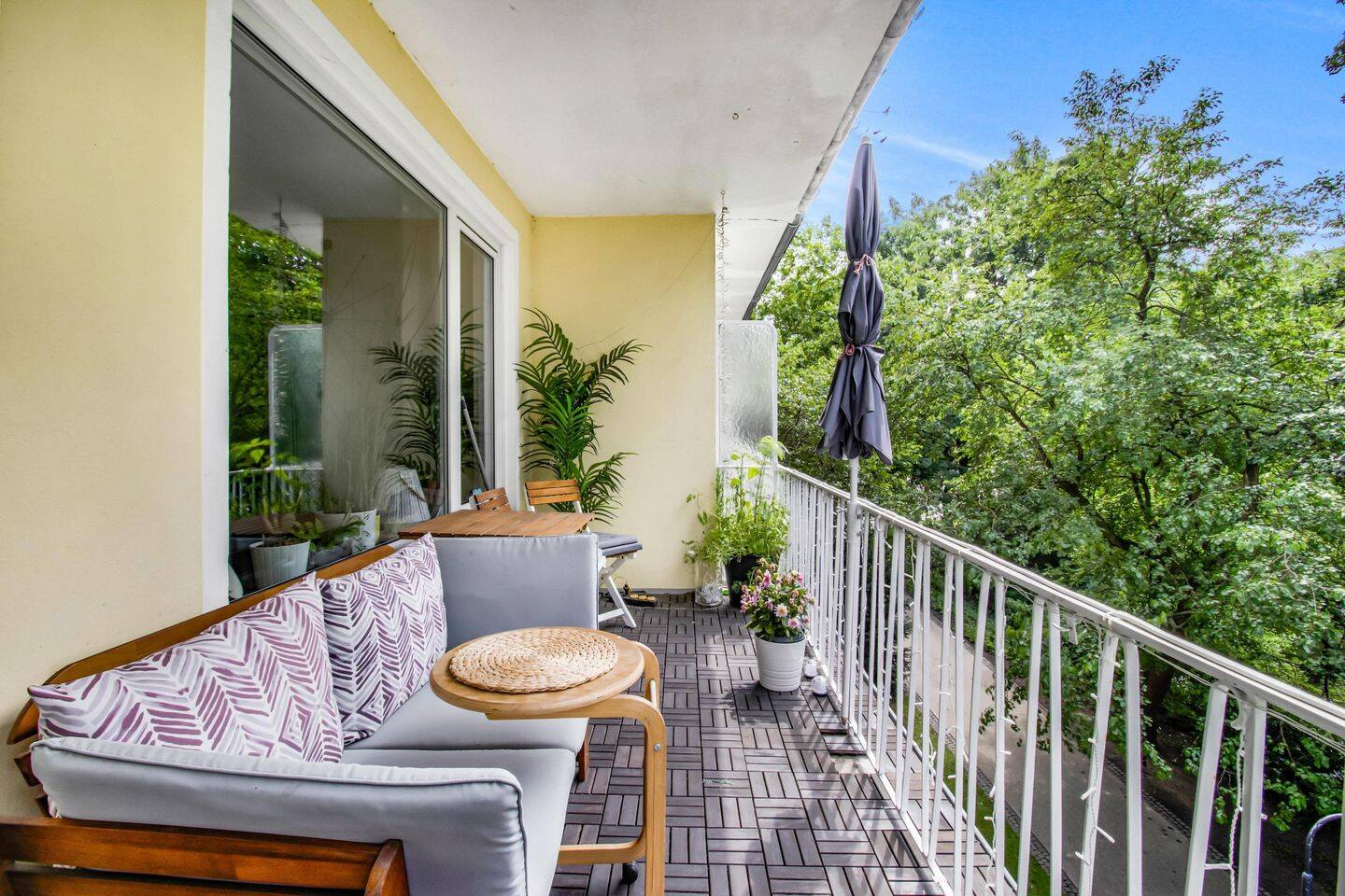 Property thumbnail 2