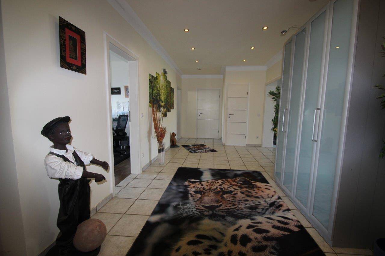 Property thumbnail 36