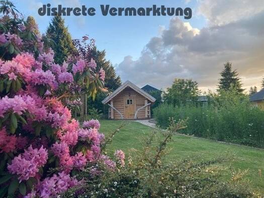 Einfamilienhaus zum Kauf 5 Zimmer 140 m² 1.688 m² Grundstück frei ab 01.09.2026 Leubnitz Forst Werdau 08412