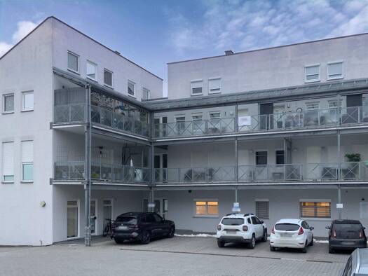 Wohnung zum Kauf 279.000 € 3 Zimmer 84,4 m² Burglengenfeld 93133