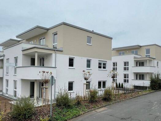 Penthouse zur Miete 970 € 3 Zimmer 92,4 m² frei ab 01.06.2026 Schlüchtern 36381