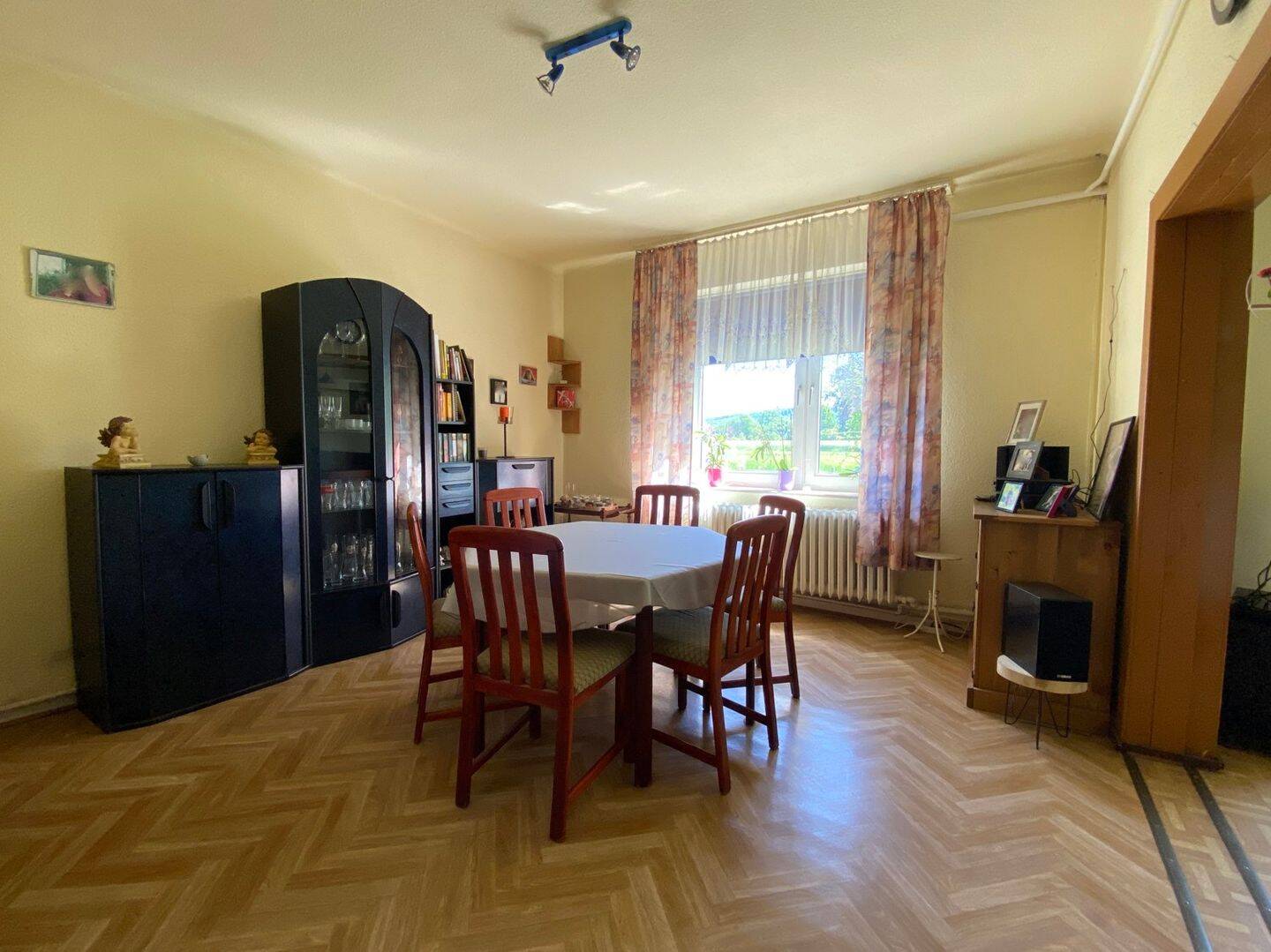 Property thumbnail 12