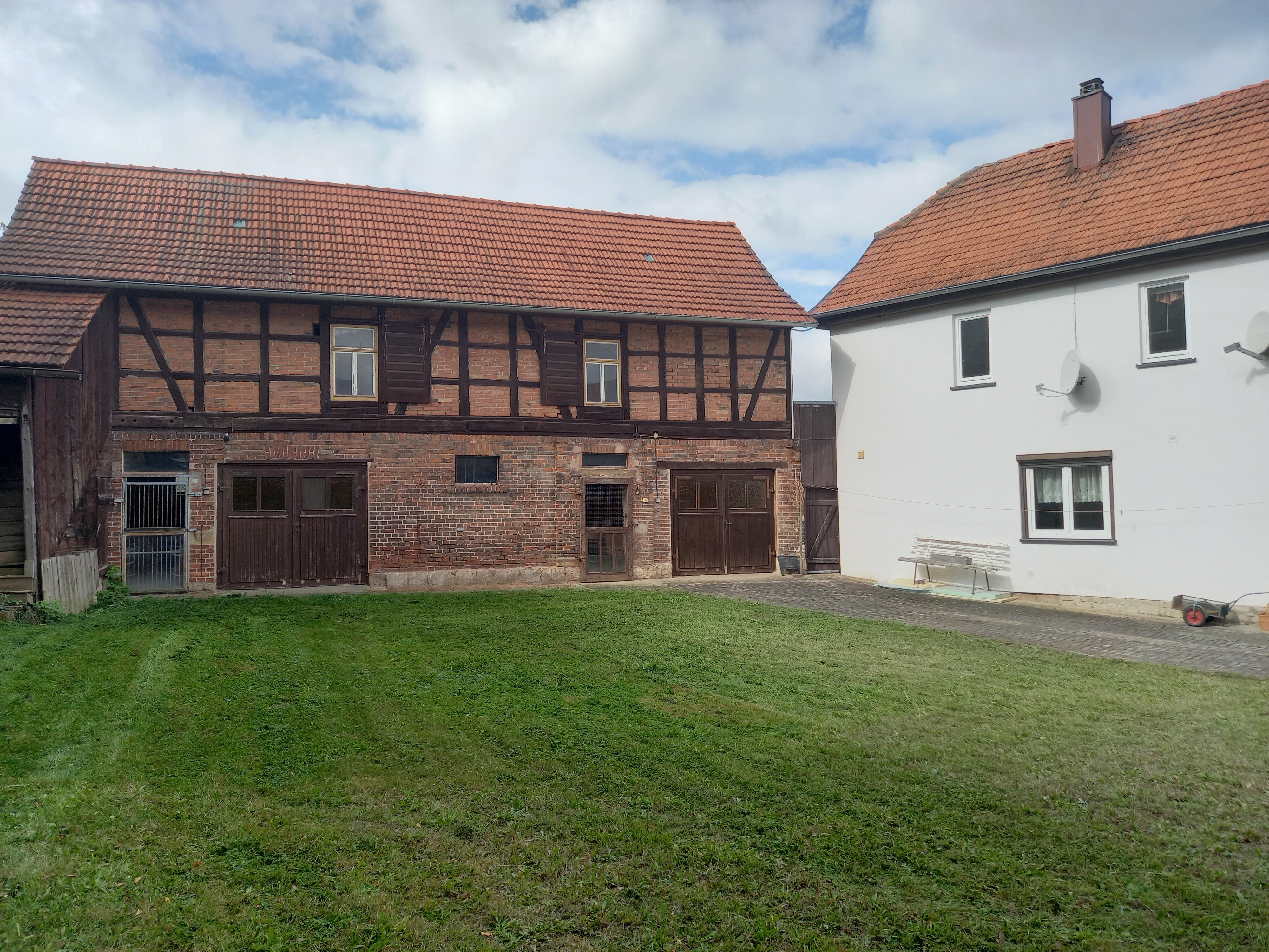 Bauernhaus zum Kauf 209.000 € 10 Zimmer 224,2 m²<br/>Wohnfläche 1.184 m²<br/>Grundstück Sonneborn Sonneborn 99869