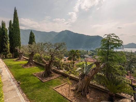 Villa zum Kauf 3.600.000 € 3 Zimmer 675 m² 735 m² Grundstück Via Battista Mondelli  4  22012 Cernobbio CO  Ital Cernobbio 22012