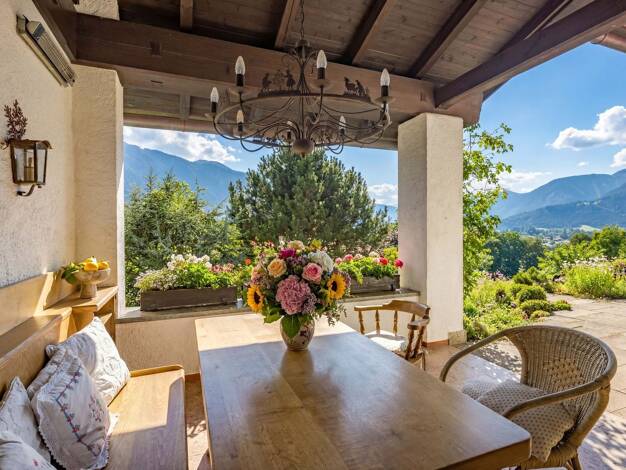 Einfamilienhaus zum Kauf 5.500.000 € 8 Zimmer 279 m² 1.542 m² Grundstück Tegernsee 83684