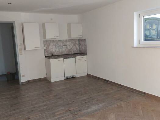 Wohnung zur Miete 500 € 1 Zimmer 28 m² Eitlbrunn Regenstauf 93128