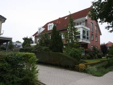 Wohnung zur Miete 1.400 € 5 Zimmer 225 m² Dachgeschoss, 2. Geschoss frei ab sofort Masurenstr. 52 Bürgerfelde Oldenburg 26127