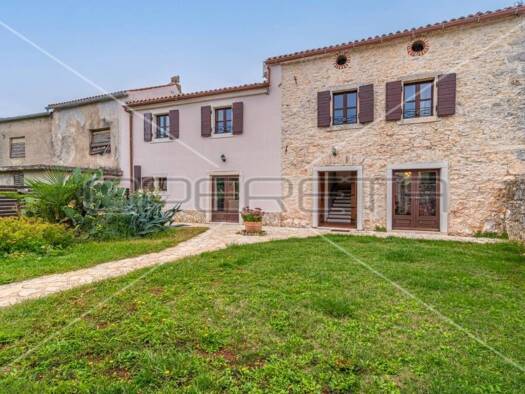 Haus zum Kauf 370.000 € 5 Zimmer 175 m² Filipana, Divsici, Orbanici