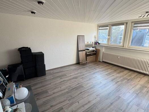 Wohnung zur Miete 440 € 2 Zimmer 44 m² frei ab sofort Falterweg 30 Horst Essen 45279