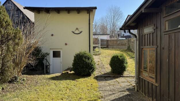 Mehrfamilienhaus zum Kauf 130.000 € 5 Zimmer 120 m² 251 m² Grundstück Schwarzenbach a Wald Schwarzenbach a.Wald 95131