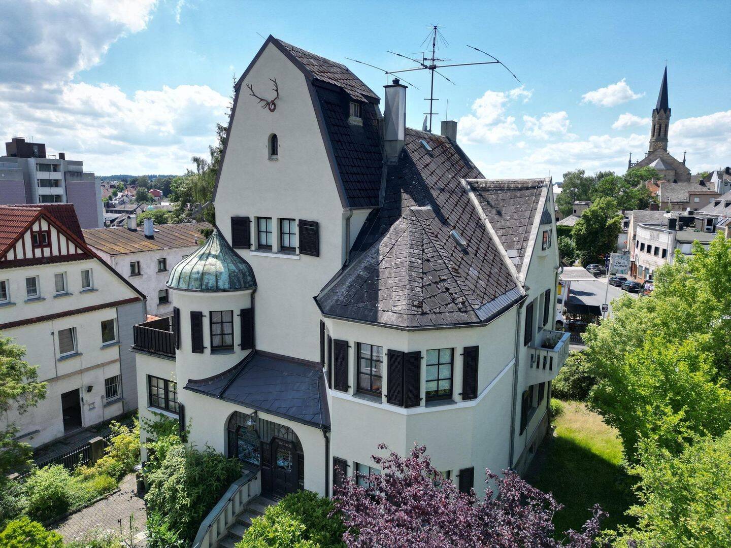 Villa zum Kauf - Ansicht 2