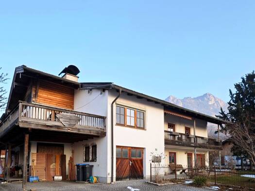 Mehrfamilienhaus zum Kauf provisionsfrei 999.999 € 10 Zimmer 260 m² 804 m² Grundstück Nußdorf Nußdorf am Inn 83131