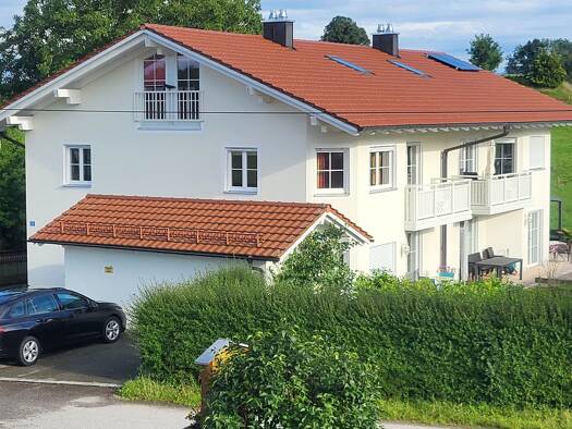 Doppelhaushälfte zur Miete 2.500 € 6 Zimmer 180 m² 440 m² Grundstück frei ab 01.12.2025 Hartlweg 21 Münsing 82541