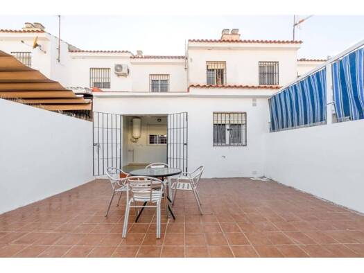 Reihenhaus zum Kauf 179.450 € 4 Zimmer 121 m² >Calle la Paloma > Villanueva del Ariscal 41808
