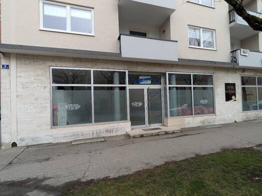 Büro zur Miete provisionsfrei 700 € 1,5 Zimmer 130 m² Bürofläche Burghauser Straße 9 Neuötting 84524