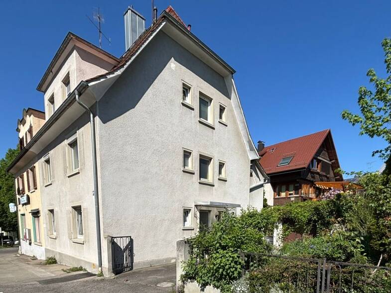 Haus zum Kauf als Kapitalanlage geeignet 749.000 € 9 Zimmer 208 m² 343 m² Grundstück Singen Singen (Hohentwiel) 78224