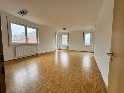 Wohnung zur Miete 850 € 3 Zimmer 74,7 m² Geschoss 2/3 frei ab sofort Beihinger Straße 5 Haiterbach 72221