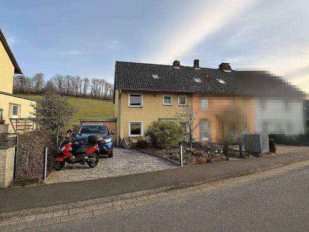 Reihenendhaus zum Kauf 159.900 € 7 Zimmer 125 m² 317 m² Grundstück Bad Pyrmont 31812