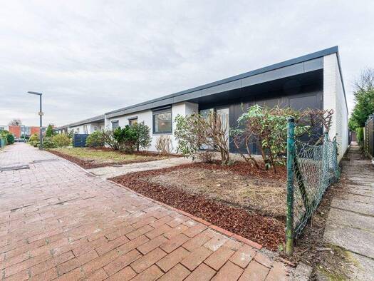 Bungalow zum Kauf 385.000 € 3 Zimmer 140 m² 292 m² Grundstück Blockdiek Bremen / Osterholz 28327