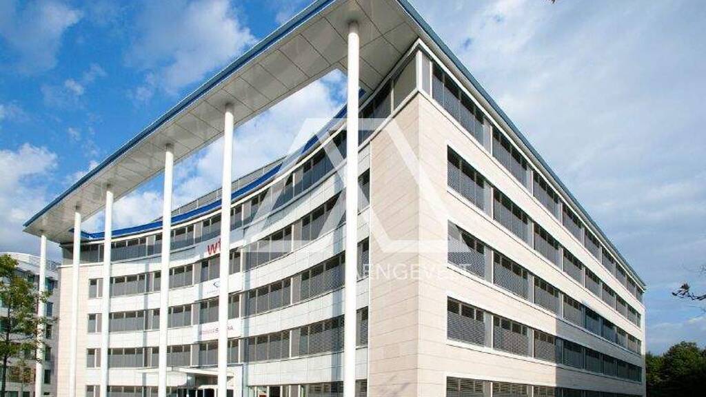 Bürofläche zur Miete provisionsfrei 17 € 2.072,7 m² Bürofläche teilbar ab 682,6 m² Unterrath Düsseldorf 40474