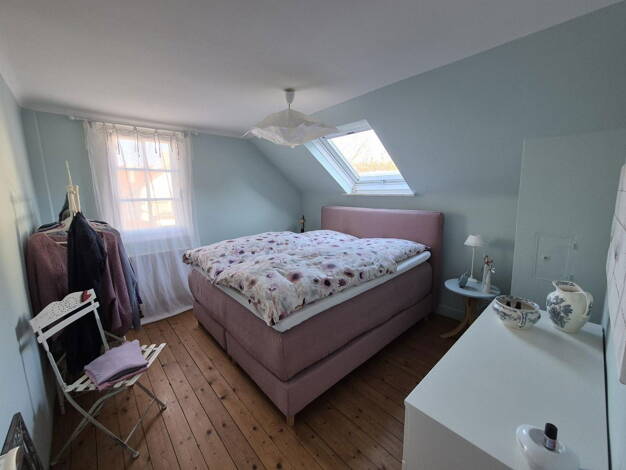 WG-Zimmer zur Miete Wohnen auf Zeit 410 € 12 m² 1. Geschoss frei ab 15.09.2025 Stuttgart 70499