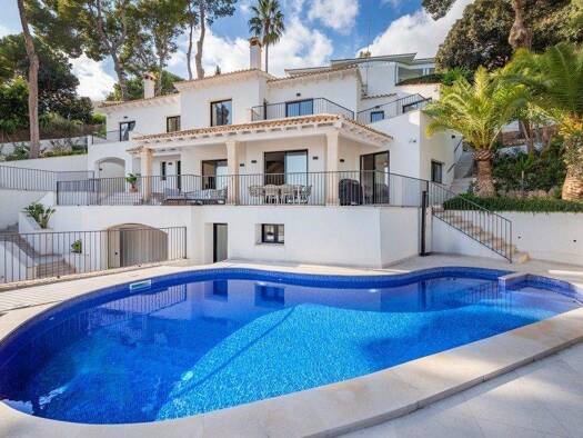 Villa zum Kauf 3.900.000 € 4 Zimmer 379 m² 932 m² Grundstück Calvi? 07181