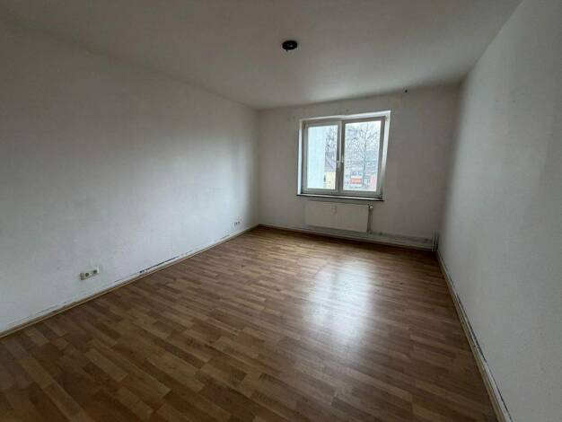 Wohnung zur Miete 600 € 4 Zimmer 75,9 m² 2. Geschoss Spessartstraße 28 Mittelmeiderich Duisburg 47137