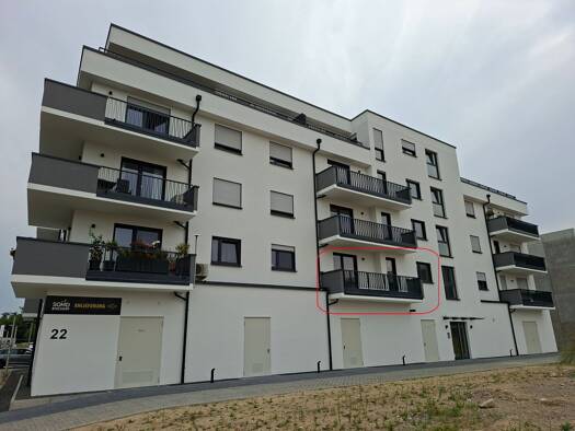 Wohnung zur Miete 1.100 € 3 Zimmer 78 m² Geschoss 1/5 frei ab 01.09.2026 Hermann-Beuttenmüller-Straße Bretten Bretten 75015