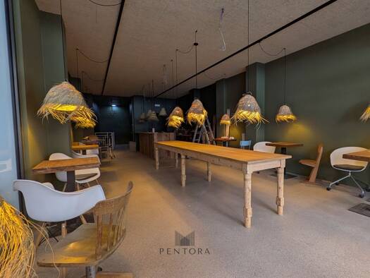 Bar/Café zur Miete 2.400 € Meran 39012