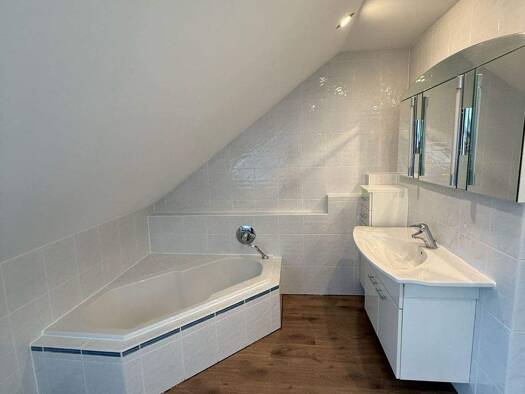 Wohnung zur Miete 1.300 € 2 Zimmer 74 m² 1. Geschoss Olching 82140