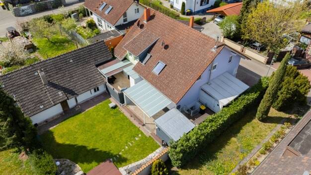 Doppelhaushälfte zum Kauf 540.000 € 4 Zimmer 139,6 m² 326 m² Grundstück Grißheim Neuenburg 79395