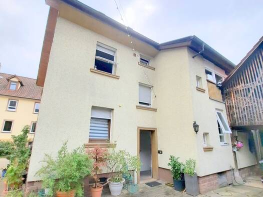 Mehrfamilienhaus zum Kauf 480.000 € 8 Zimmer 185 m² 489 m² Grundstück Singen Remchingen 75196