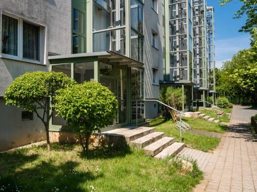 Wohnung zur Miete 633 € 3 Zimmer 87,9 m² 1. Geschoss Lessingstraße 41 Saalfeld Saalfeld/Saale 07318