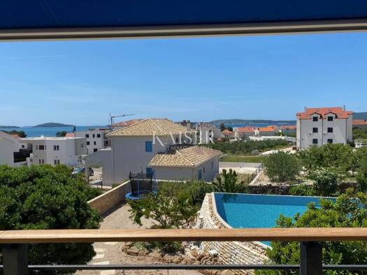 Haus zum Kauf 900.000 € 8 Zimmer 375 m² Brodarica, Sibenik - Okolica Sibenik