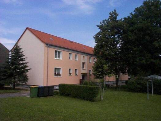 Wohnung zur Miete 326 € 2 Zimmer 47,9 m² EG frei ab sofort Christian-Barth-Str. 5 Großenhain 01558