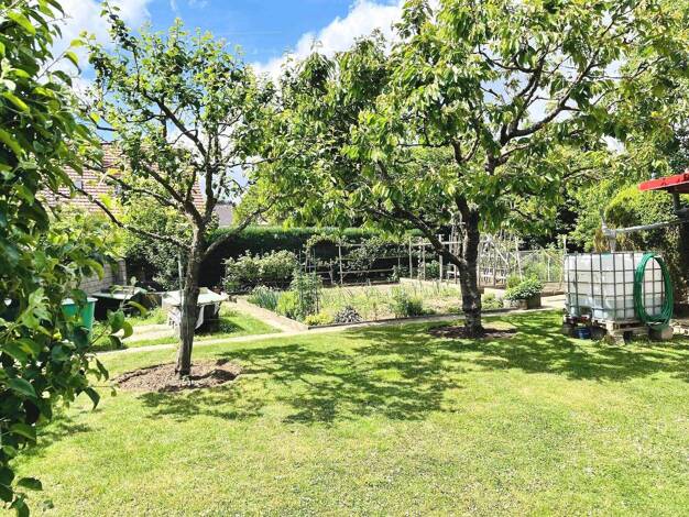 Einfamilienhaus zum Kauf 375.000 € 5 Zimmer 100 m² 683 m² Grundstück Sylbach Haßfurt 97437