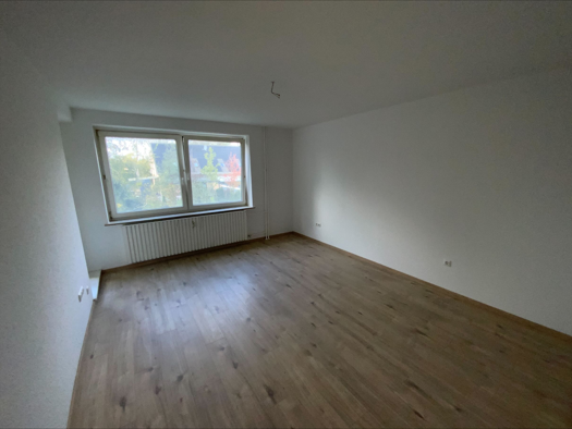 Wohnung zur Miete 389 € 2 Zimmer 54 m² 1. Geschoss Wilhelm-Leuschner-Straße 8 Borssum/Hilmarsum Emden 26725