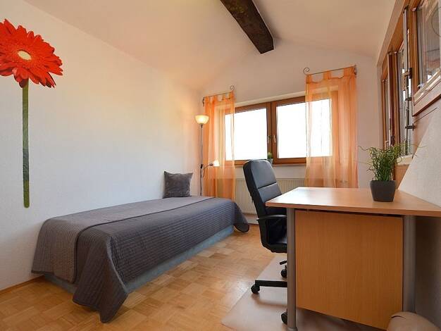 WG-Zimmer zur Miete auf Zeit 395 € 12 m² 2. Geschoss frei ab sofort Dürrbachau Würzburg 97080