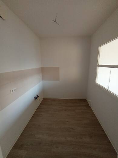 Wohnung zur Miete 426 € 4 Zimmer 76 m² 5. Geschoss frei ab sofort Petrosawodsker Straße 62 Oststadt Neubrandenburg 17036